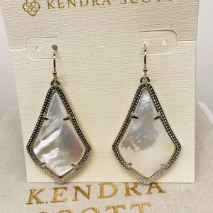 Kendra Scott Alex Ivory Pearl Earrings Silver Tone